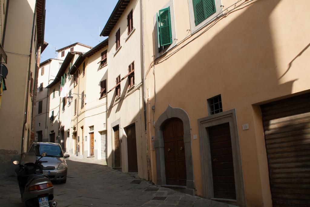Residenza Fra Le Torri - Charme & Art Gallery Home Ареццо Экстерьер фото